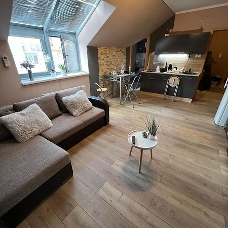 Furo-Lak 1 Apartman Hajdúszoboszló Buitenkant foto