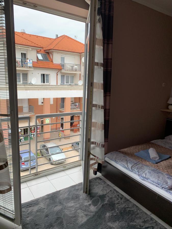 Furo-Lak 1 Apartman Hajdúszoboszló Buitenkant foto